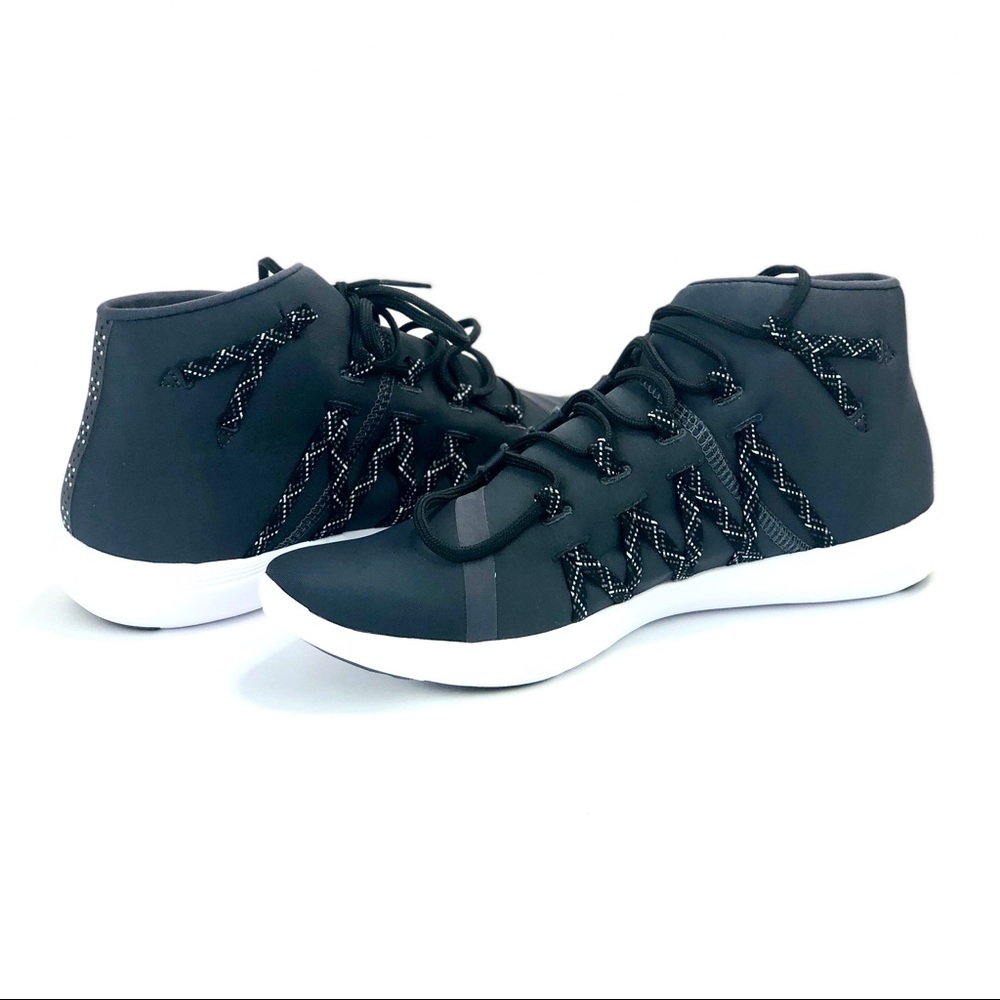 Under Armour Women’s Mid Training Shoes Size 9